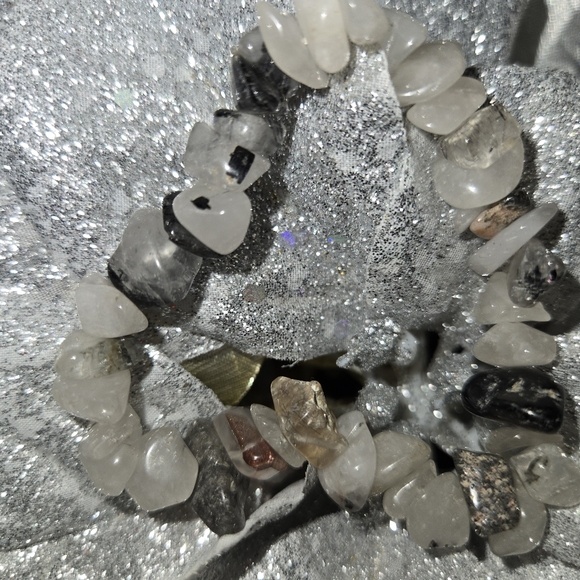 One Bracelet I Size 8mm & up I Natural Stone I Beads & Stretchable Band - Picture 12 of 16
